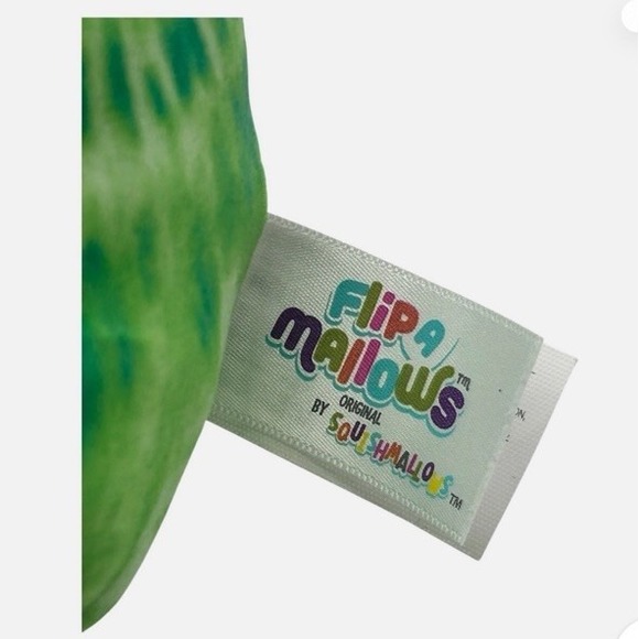 Squishmallows 8" Flip-A-Mallows‎ Shantira Pterodactyl & Rocio Triceratops 2 in 1 - Picture 5 of 10